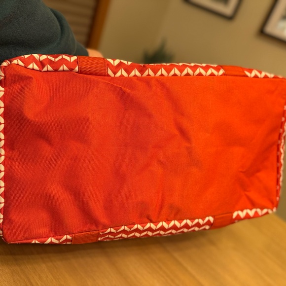 Thirty-one 31 Medium Utility Tote Retired Chevron Dash - Picture 4 of 5